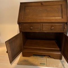 木製　収納棚の画像