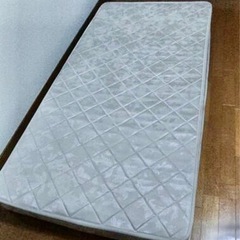 家具 照明器具2個　テレビ　ベッド　マットレスの画像