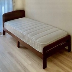 家具 照明器具2個　テレビ　ベッド　マットレスの画像