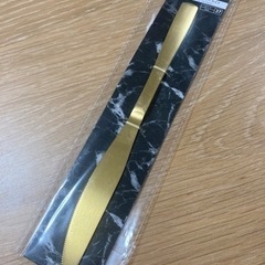 ✨新品✨【完全未使用品】ゴールドカラーカトラリー　スプーン・ナイフ6点セットの画像