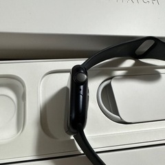 Apple Watch 8 41mm GPS 本体　ミッドナイトの画像