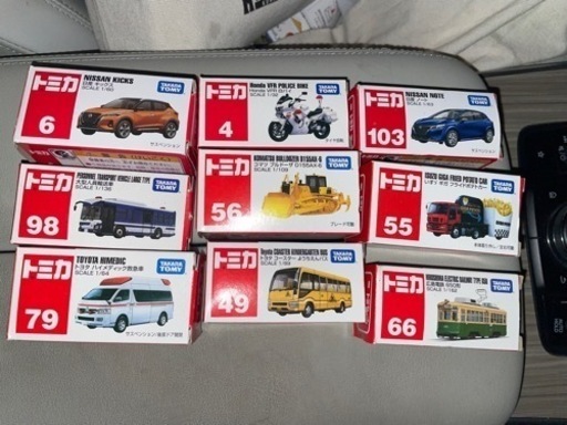 トミカ 新品 9台 ミニカー