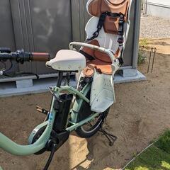 自転車のチャイルドシートの画像