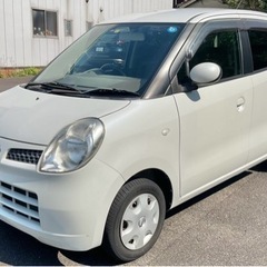 日産のモコです