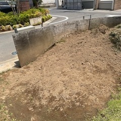 個人様限定　‼️残土(黒土)差し上げます‼️鉢植え、植え替に‼️...