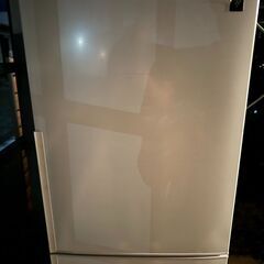 冷蔵庫　Sharp SJ-PD28H-W
