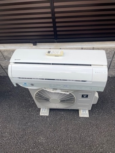 設置込み　6畳用　シャープ　家庭用エアコン　取り付け込み