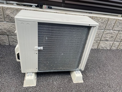 設置込み　6畳用　シャープ　家庭用エアコン　取り付け込み