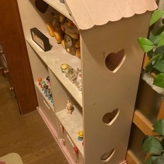 シルバーファミリーの家具の画像