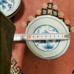 直径11cm 小皿３枚の画像