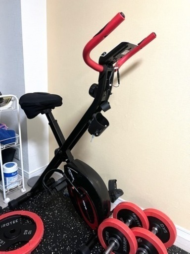 スポーツ フィットネス、トレーニング　フィットネスバイク
