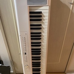 電子ピアノ