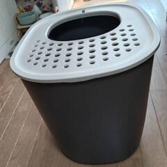 決定しました。お値下げ❗【USED】猫トイレ(固まる砂用)の画像