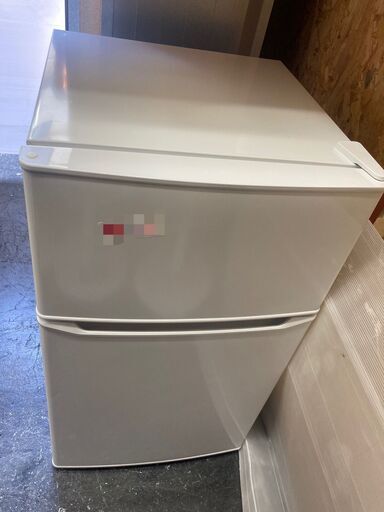 ☆中古￥7,800！Haier　85㍑2ドア冷蔵庫　家電　2019年製　幅48㎝ｘ奥行50㎝ｘ高さ86㎝　【BF039】