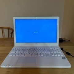パソコン富士通FUJITSU ノートパソコン
