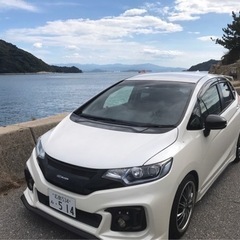 ホンダ　フィット　ハイブリッド　無限の画像