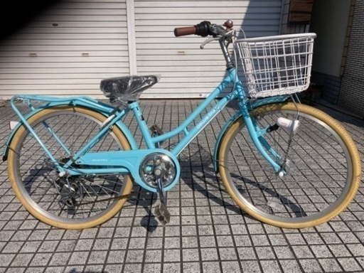 【22インチ自転車】美品❗️外装6段変速　LEDオートライト付　スペアキーあり　カラータイヤ使用❗️サドル新品❗️若林自転車　浜大津店　SALE中❗️