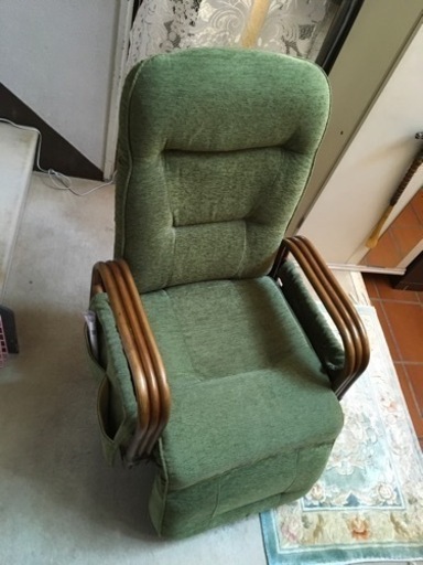 中古品 リクライニングチェア