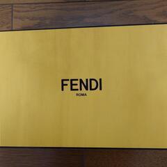 ブランド　空箱　袋　FENDI　の画像