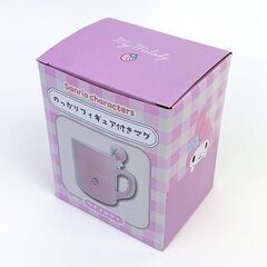 送料着払い　　新品　サンリオ　マイメロディ　のっかりフィギュア付　マグカップ＆茶碗の画像