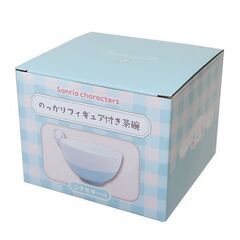 送料着払い　　新品　サンリオ　シナモロール　のっかりフィギュア付　マグカップ＆茶碗の画像