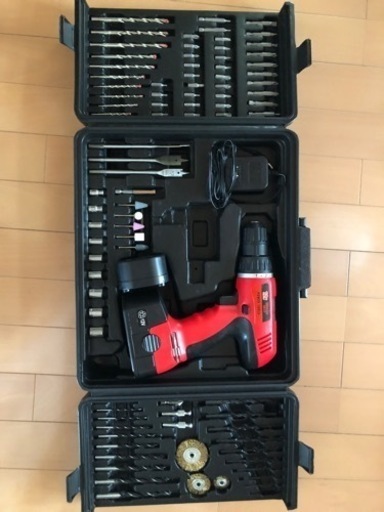 ジャンク　充電ドライバーセット