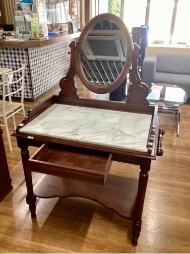 アンティークドレッサー【町田市再生家具】 240654