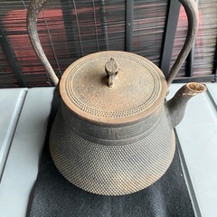 新品ならお店で買えるんです(^^)　🧘‍♂️アンティー🧘🧘‍♀️ツマミが小槌　　昭和38年物　　南部鉄瓶の画像