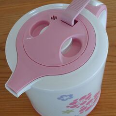 電気ケトル1.1L 未使用品の画像