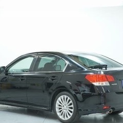 レガシィかっこいいですよね！！