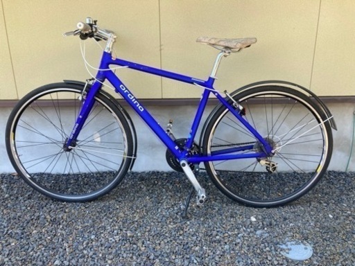 クロスバイク（前三段、後ろ八段変速）