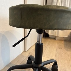 【お譲りします】昇降できるスツールの画像