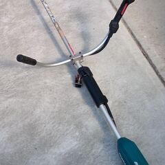 充電式草刈機