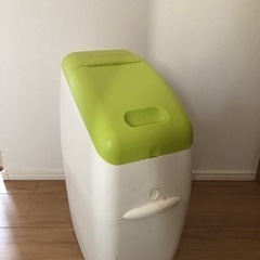オムツペール