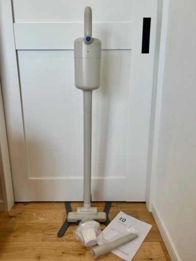 【2023年購入！使用回数少なめ！】プラスマイナスゼロ　±0 コードレスクリーナー  コードレス掃除機　XJC-Y010