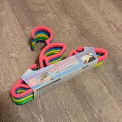 【新品未使用】ベビーハンガー20本組 ベビー用品 キッズ用品