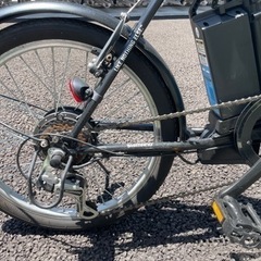 自転車 折りたたみ自転車の画像