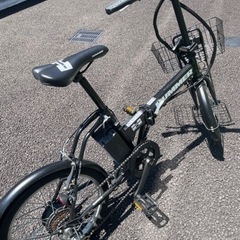 自転車 折りたたみ自転車の画像