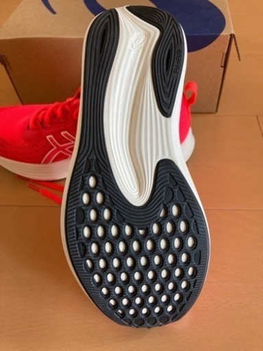 【箱付新品未使用】asics シューズ　23.5