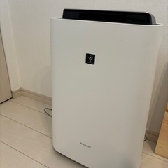 空気清浄加湿器SHARP KCF70  の画像