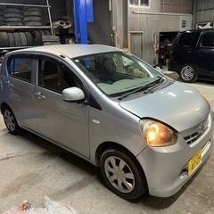 ダイハツ ミライース ナビ付き