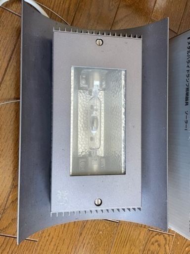 メタルハライドランプ照明器具