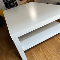 IKEAテーブル
