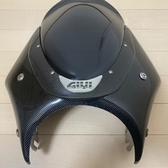 GIVI汎用ビキニカウル ライトカウル カーボンの画像