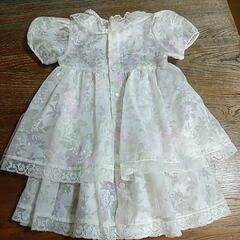 子ども服の画像