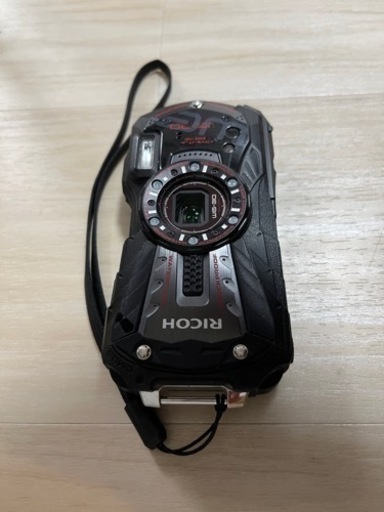 カメラ　RICOH wg-30