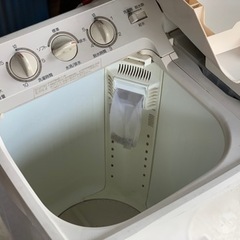 日立　二層式洗濯機の画像