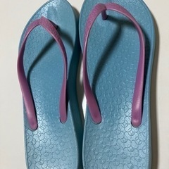 ビーチサンダル　水色Lサイズ