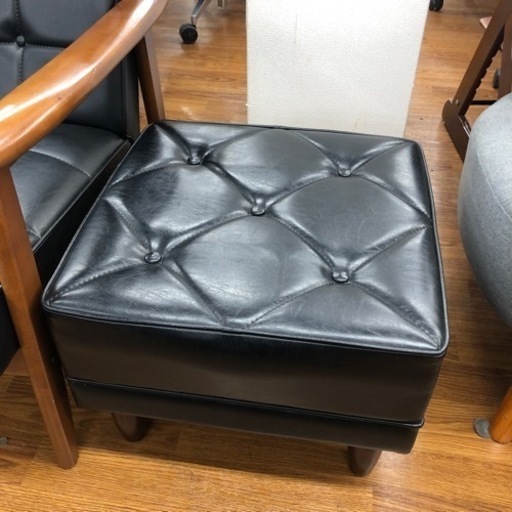 カリモク60 2人掛けソファー　オットマン付　77,000円