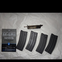 東京マルイ　M4A1 MWS ガスブロ　マガジン4本の画像